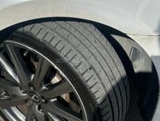 Продам Шины разноширокие 265/35 R19 и 265/35 R19 в идеале!