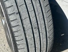 Продам Шины разноширокие 265/35 R19 и 265/35 R19 в идеале!