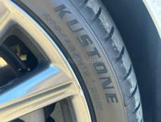 Продам Шины разноширокие 265/35 R19 и 265/35 R19 в идеале!