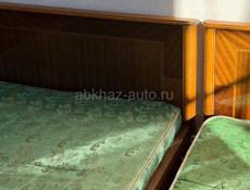 Спальня лакированная 