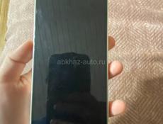 Продаю айфон 12 нечего не вскрывался все радоне АКБ 100 128 гб