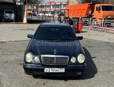 Mercedes-Benz E-Класс