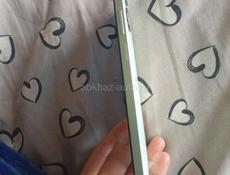 Продаю телефон