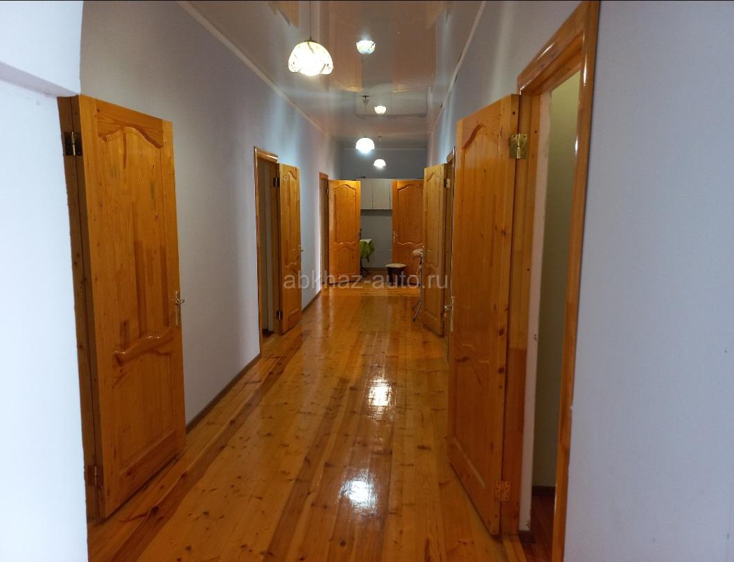 Нужен человек в гостевой дом 