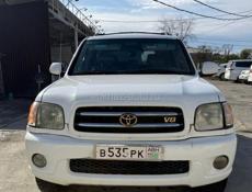 Toyota Sequoia