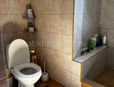 ОБМЕН с вашей доплатой  на квартиру в раене вокзала или дзидзарии