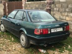 Audi 80