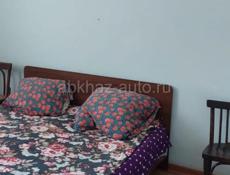 Две 2  комнатные квартиры в одном доме, в центре г. Сухум