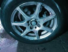 Диски с шинами 