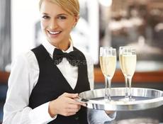 Требуются официанты 