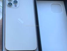 Айфон 12 Про 256 гб . Акб 77 % телефон носился бережно в чехле все работает 