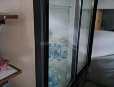 Холодильный шкаф 