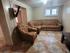 Диван и кресло. 