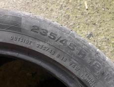 R18 235/45