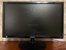 продам монитор 