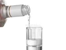 Продаётся хорошая водка 7706585