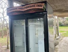 Холодильник витринный- как