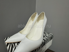 Новые туфли лодочки 