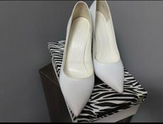 Новые туфли лодочки 