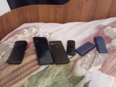 2 андроида и кнопочные телефоны это все от дам за 1000 рублей 