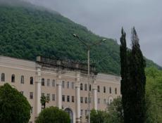 срочно 4х комнатная в городе Ткуарчал 