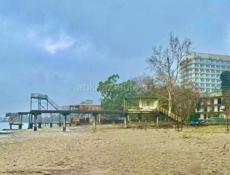 УЧАСТОК НА БЕРЕГУ С ПРИЧАЛОМ В СУХУМЕ