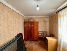 2 - К. КВАРТИРА В СУХУМЕ У РЫНКА