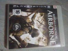 Продам PS3 вместе с дисками