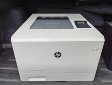 Цветной принтер HP Color LaserJet Pro M452nw