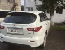 Infiniti QX56