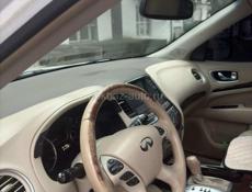 Infiniti QX56