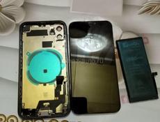 Продаю экран корпус батарейка новые покупал недавно 