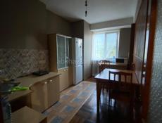 Продам квартира 3 комнаты на Кемпинге 