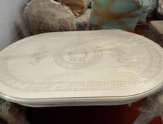 ПРОДАЁТСЯ НОВЫЙ СТОЛ СО СТУЛЬЯМИ ЧЕТЫРЕ СТУЛЬЕВ