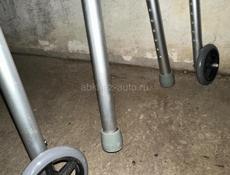 Ходунки для взрослых AMRUS (с колесами)