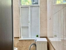 1,5 - К. КВАРТИРА В ЦЕНТРЕ СУХУМА В ОСОБНЯКЕ СТЕФАНИДИ