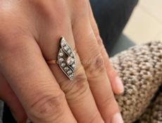 Продаю кольцо 😍😍 отличного качества !!! 