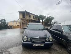 Mercedes-Benz E-Класс