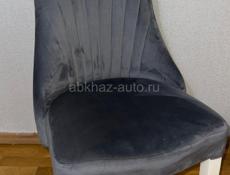 Продаются  стулья 6 штук 