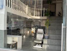 Сдаю место в аренду в салоне для маникюра и педикюра