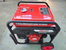 Продам генератор почти новый