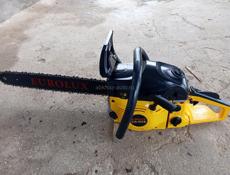 Продам бензопилу 