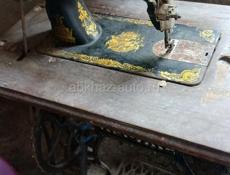 Продаётся  Швейная  машинка  Singer 1911 года выпуска 