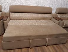 Диван и два кресла 