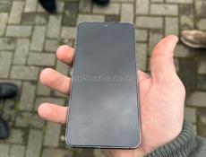 Продам Samsung S22 