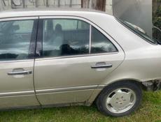 Mercedes-Benz C-Класс