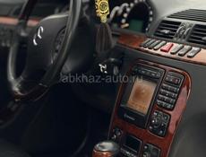 Mercedes-Benz S-Класс