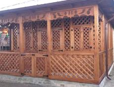 Чистим металл красим качественно и быстро, также занимаемся деревянными пацха столы стулья пол потолок стены и тд.