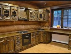 Чистим металл красим качественно и быстро, также занимаемся деревянными пацха столы стулья пол потолок стены и тд.