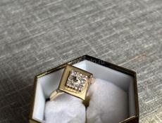 Срочно белое золото С бриллиантом!